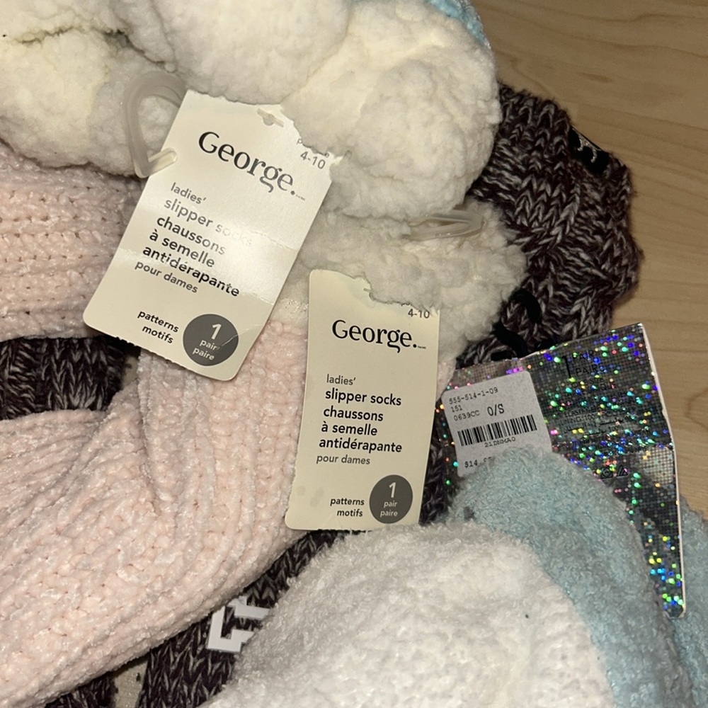 NWT slipper sock bundle - Picture 2 of 2
